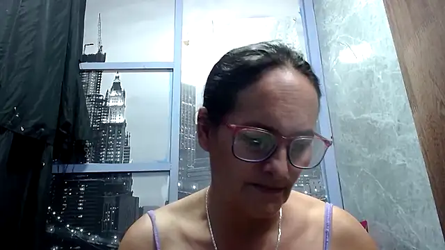 Nastylatinaxxx webcam