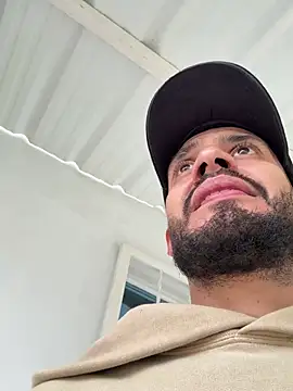 Elferjuan1310 live sex cam