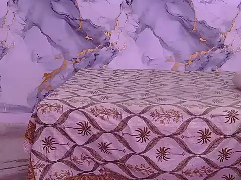 Aayesha-queen webcam