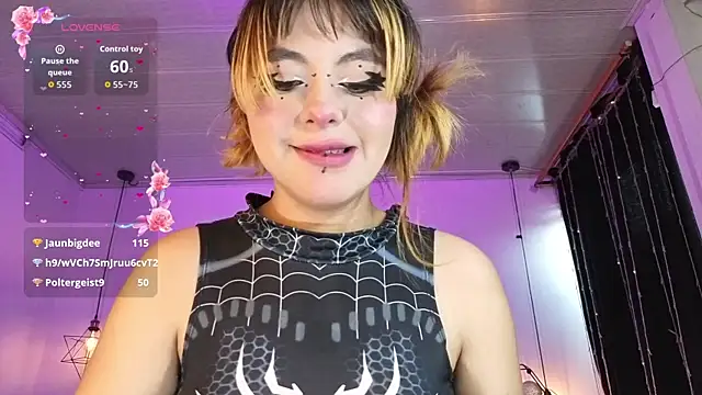 NinaSakura_Eup webcam