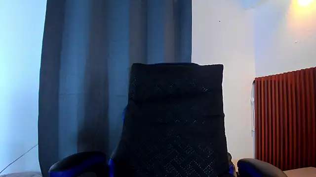 Max_hotlatin2 webcam