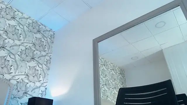 Venusandrea29 webcam