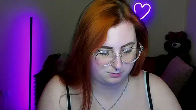 Alicia_love00 webcam