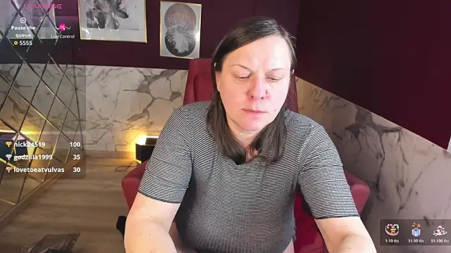 KellyPerfection webcam