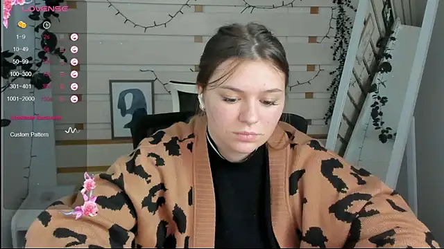 Josephine_Kiss webcam