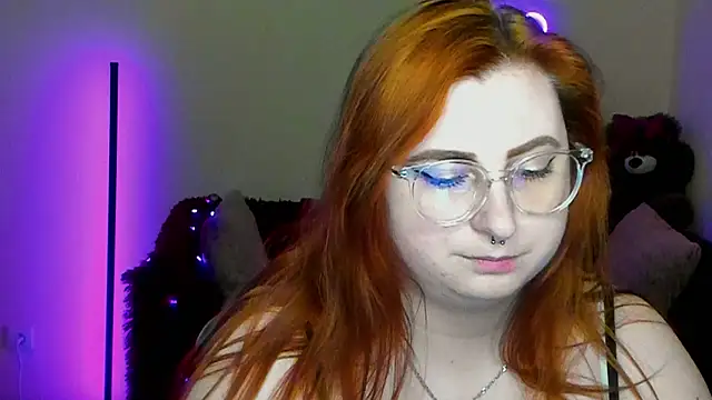 Alicia_love00 webcam