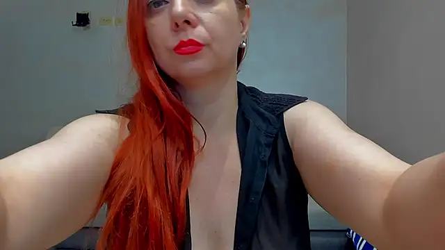 Live sex cam of emilianna666