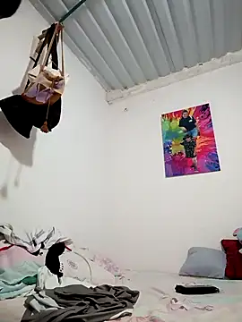 bigassmommy_x - Bigassmommy_x's free webcam - UK Sex Cams