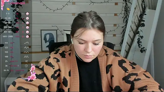 Josephine_Kiss webcam