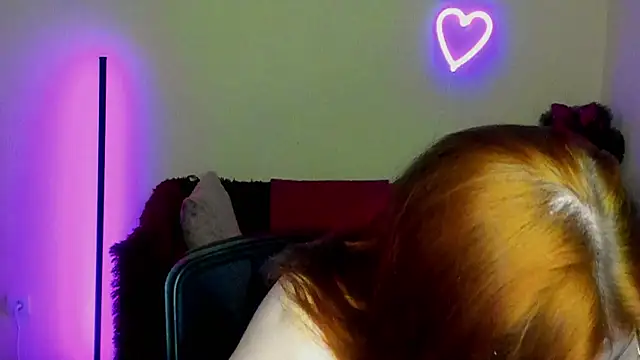 Alicia_love00 webcam