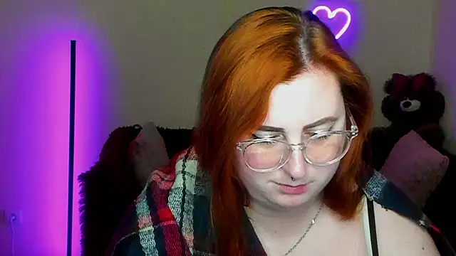 Alicia_love00 webcam