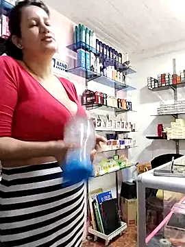 keilymadam - Keilymadam's free webcam - UK Sex Cams