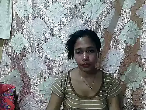 PinaySkinnyGirl webcam