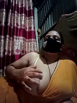 Webcam Model (Ripa-)  is live.Free join now!