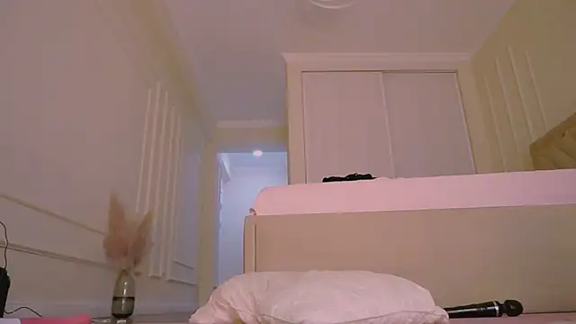 lori_leen_ - Lori_leen_'s free webcam - UK Sex Cams