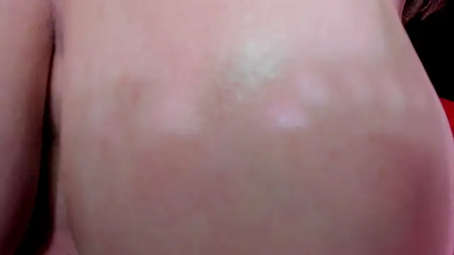 ScarletBigTitties webcam