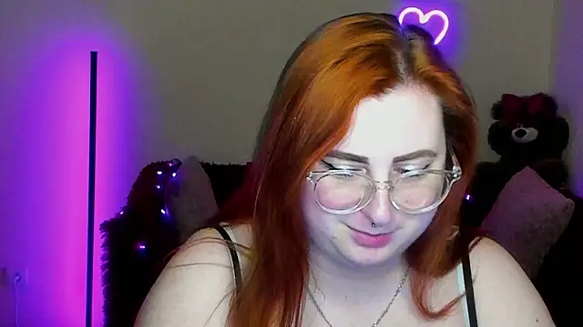 Alicia_love00 webcam