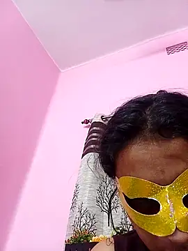 Webcam Model (Gullapi)  is live.Free join now!