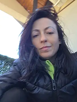 Risky_woman live sex cam