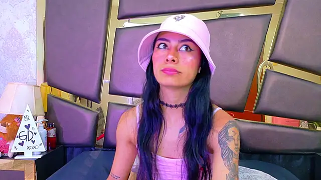 NicoleEsposito webcam