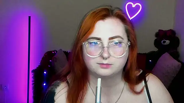 Alicia_love00 webcam