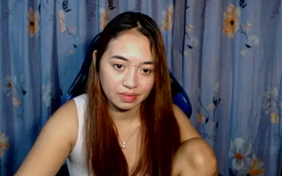 urlover_mae26 webcam