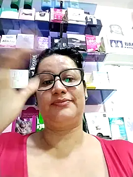 keilymadam Live Webcam on Stripchat