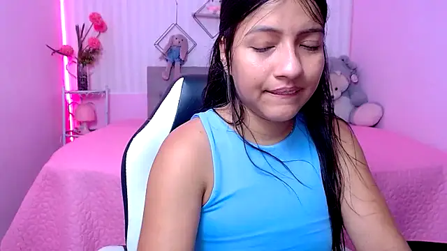 zara_cute webcam
