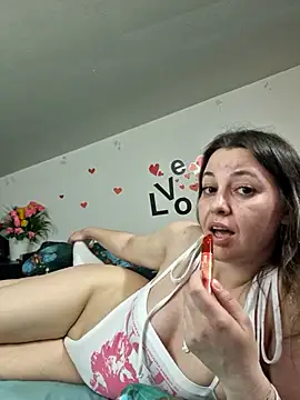 SweetMaddy888 webcam