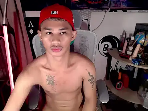 urpinoyhot - UrPinoyhot's free webcam - UK Sex Cams