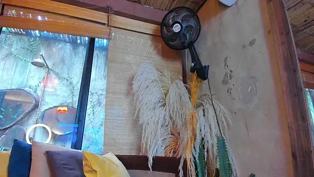 Victoria_Gonzalez webcam