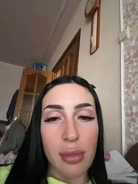 Webcam Model (Soft_Pleasure)  is live.Free join now!