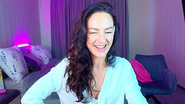 malenabelucci_ - MalenaBelucci_'s free webcam - UK Sex Cams