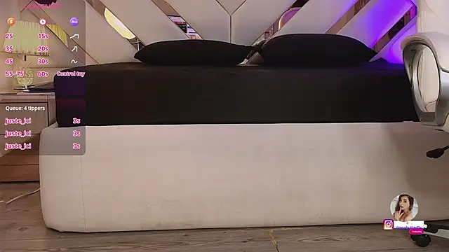 Noa_butterfly_ webcam