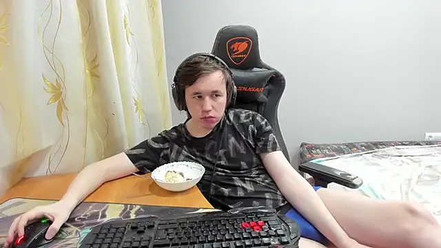 iliaskrislove webcam