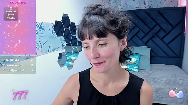 Valery_More__ webcam