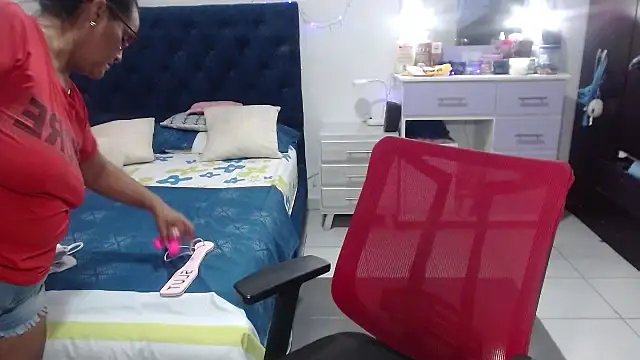 pervert_mommy_ webcam