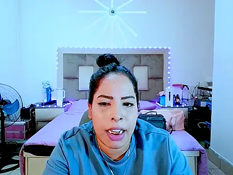 indiantopaz694u webcam