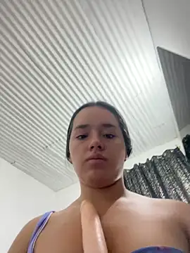 Webcam Model (Luciaparker03)  is live.Free join now!