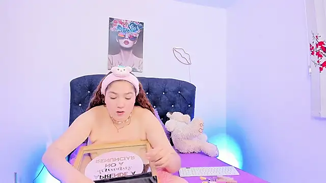 valeria_and_zoe webcam