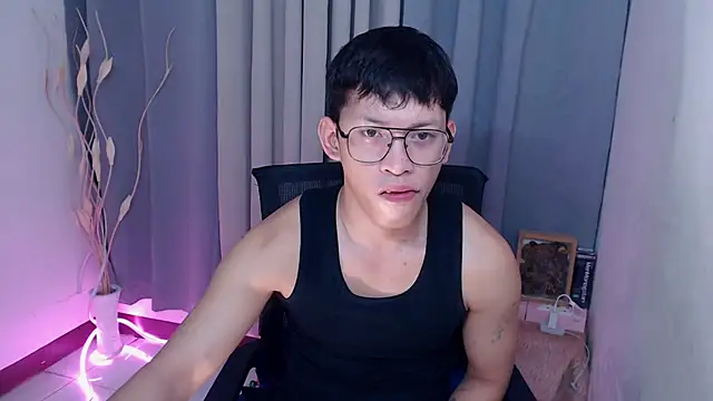 pinkcock_froi2305 webcam