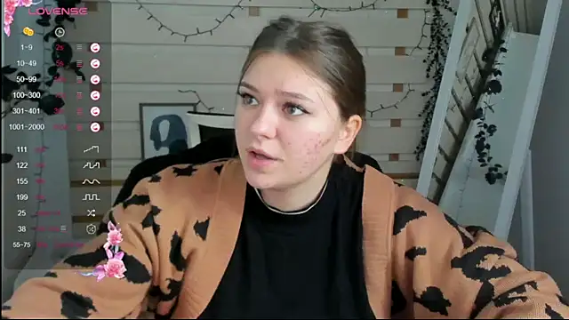 Josephine_Kiss webcam