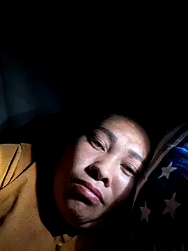 nin-anna - Nin-anna's free webcam - UK Sex Cams