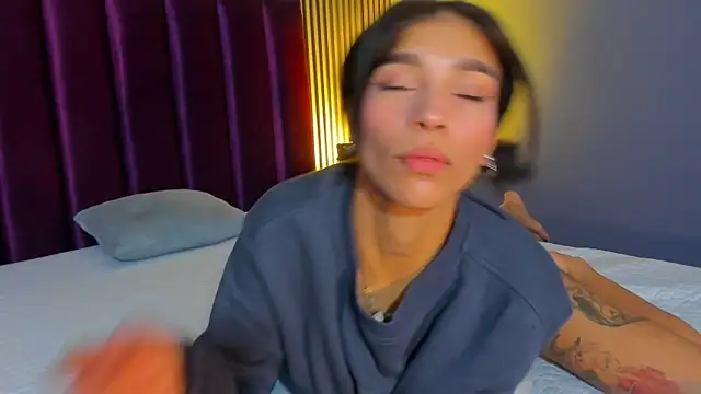 LauraAristizabal webcam