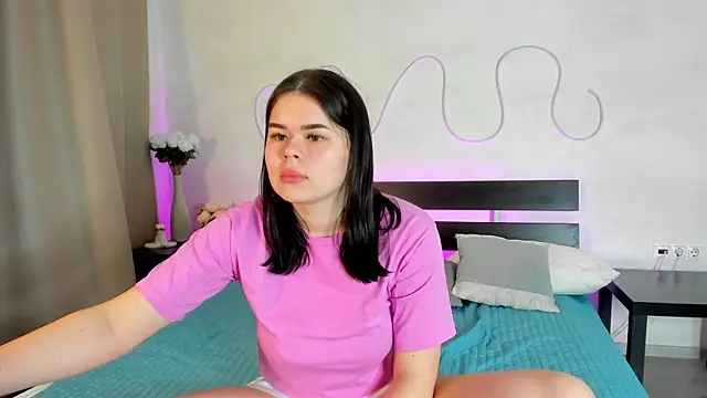 Alicia-long webcam