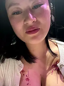 美女Yolanda9在线直播