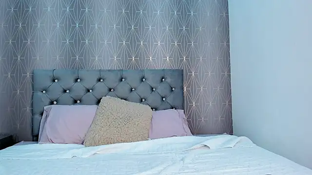 Skarlett_Kiss webcam