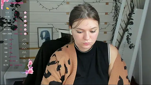 Josephine_Kiss webcam