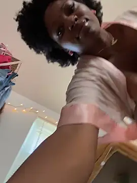 mochamimi Stripchat cam model