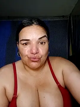 Webcam Model (Zuleyka_69)  is live.Free join now!